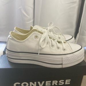Converse Chuck Taylor All Star Platform Sneaker
